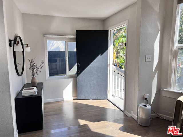 5623 Homeside Avenue, Los Angeles, CA 90016