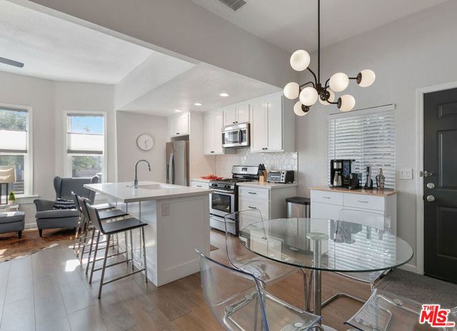 5623 Homeside Avenue, Los Angeles, CA 90016