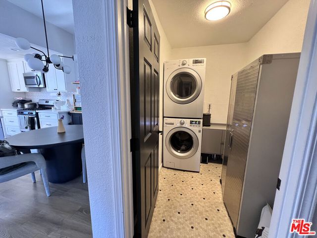 5623 Homeside Avenue, Los Angeles, CA 90016