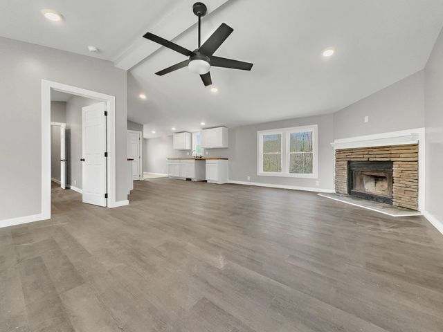 444 Dogwood Dr, Erin, TN 37061