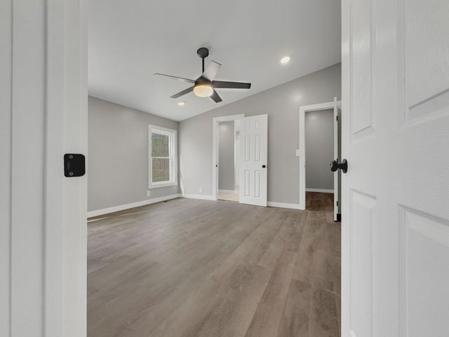 444 Dogwood Dr, Erin, TN 37061