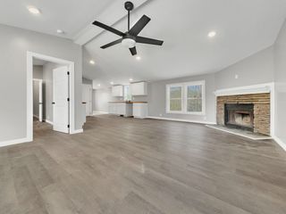 444 Dogwood Dr, Erin, TN 37061