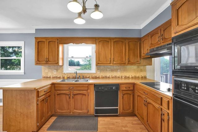 2525 Holtzclaw Road, Cumming, GA 30041