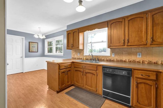 2525 Holtzclaw Road, Cumming, GA 30041