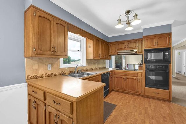 2525 Holtzclaw Road, Cumming, GA 30041