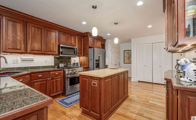 237 Lake Pointe Drive .16, Paducah, KY 42003