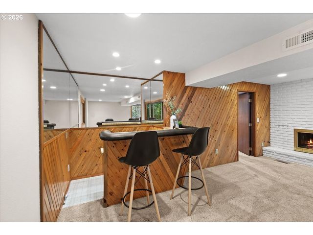 482 Se 26TH Ave, Hillsboro, OR 97123