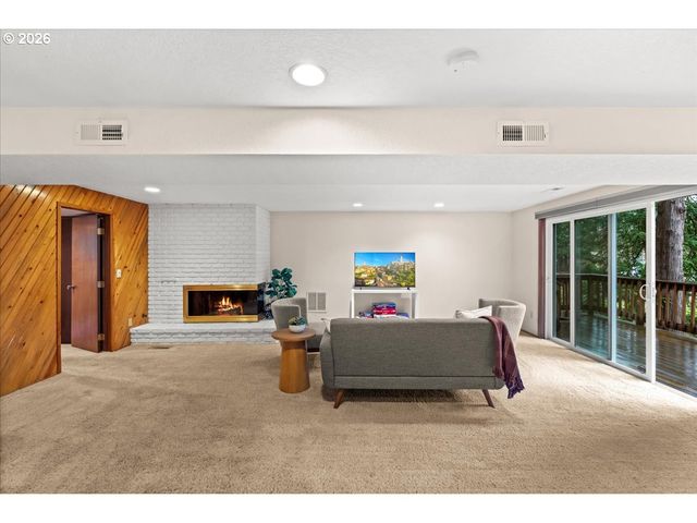 482 Se 26TH Ave, Hillsboro, OR 97123