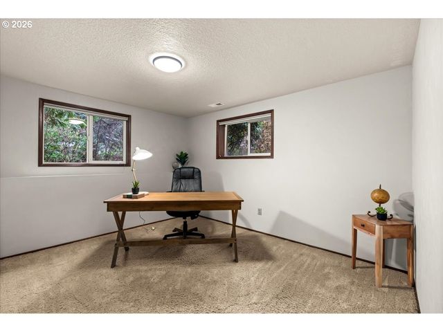 482 Se 26TH Ave, Hillsboro, OR 97123