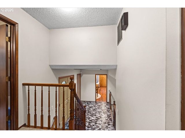 482 Se 26TH Ave, Hillsboro, OR 97123