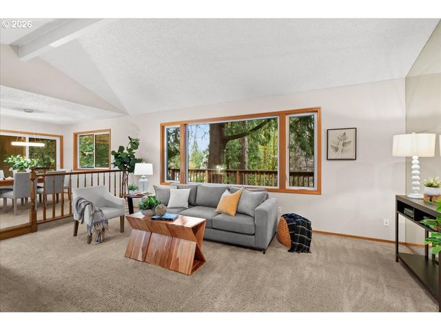 482 Se 26TH Ave, Hillsboro, OR 97123