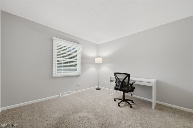 1484 Woodlake Boulevard, Stow, OH 44224