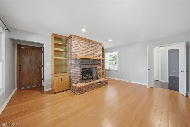 1484 Woodlake Boulevard, Stow, OH 44224
