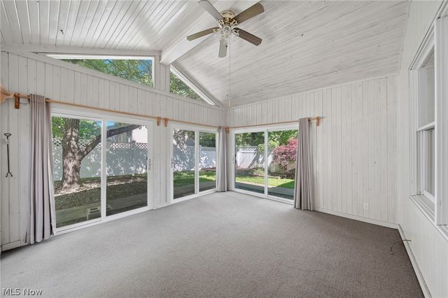 1484 Woodlake Boulevard, Stow, OH 44224