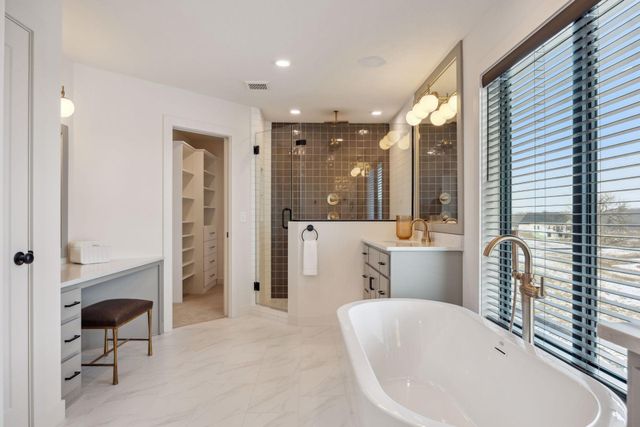 14660 47th Street N, Stillwater, MN 55082