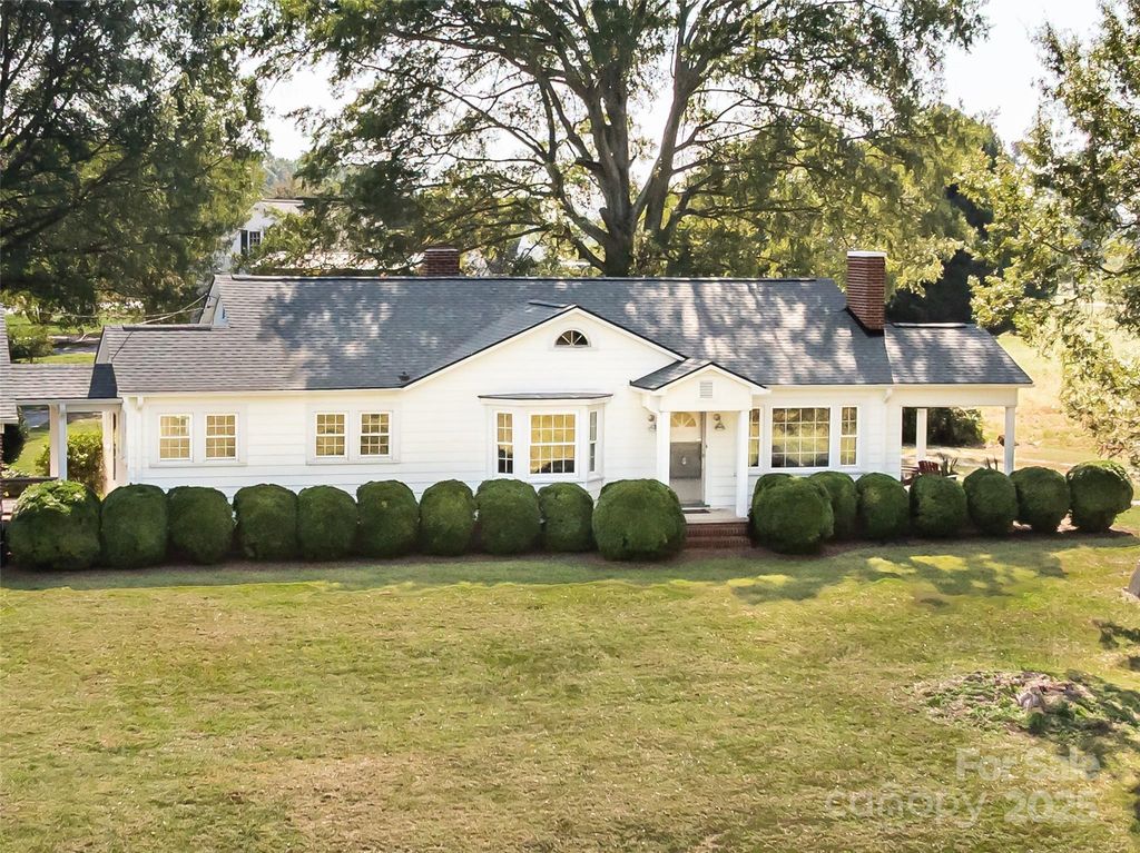 645 Deal Road, Mooresville, NC 28115
