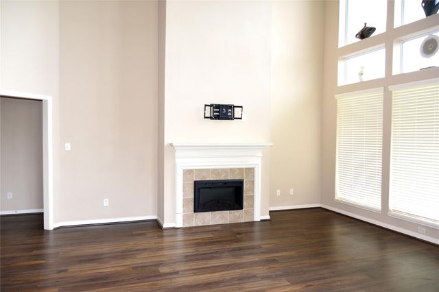 5106 Autumn Rose Lane, Sugar Land, TX 77479