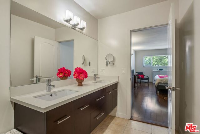 1301 17th Street 102, Santa Monica, CA 90404