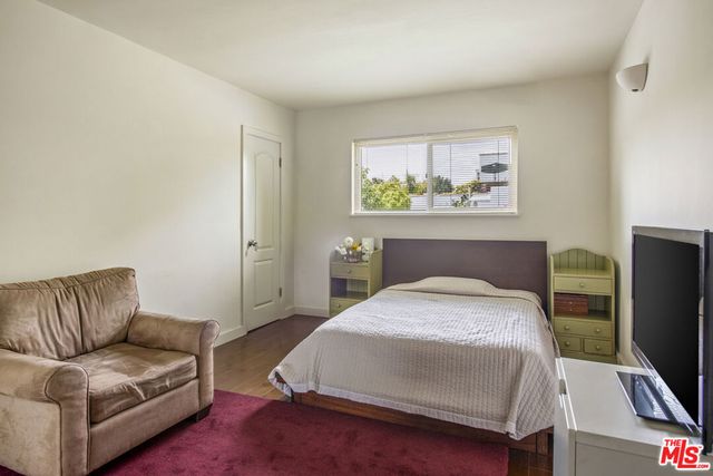 1301 17th Street 102, Santa Monica, CA 90404