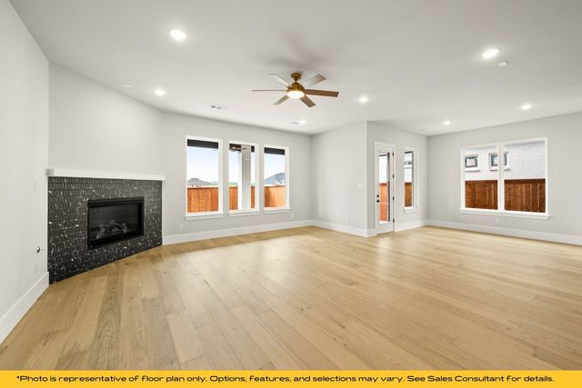 313 Fire Blade Drive, Aledo, TX 76008
