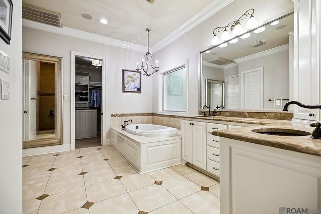 11425 The Gardens Dr, Baton Rouge, LA 70810