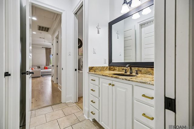 11425 The Gardens Dr, Baton Rouge, LA 70810