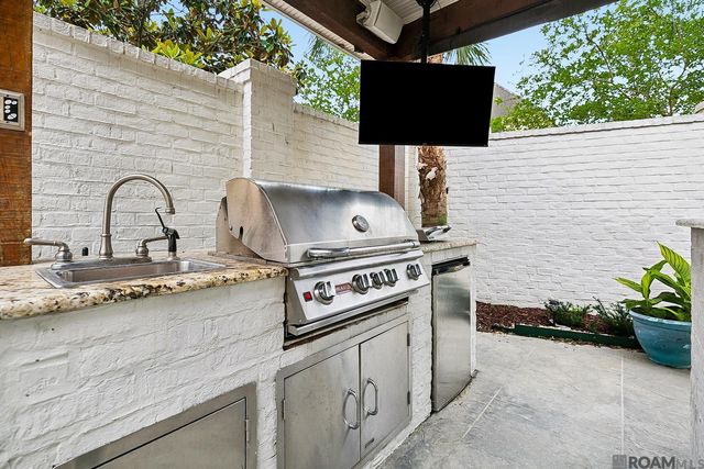 11425 The Gardens Dr, Baton Rouge, LA 70810