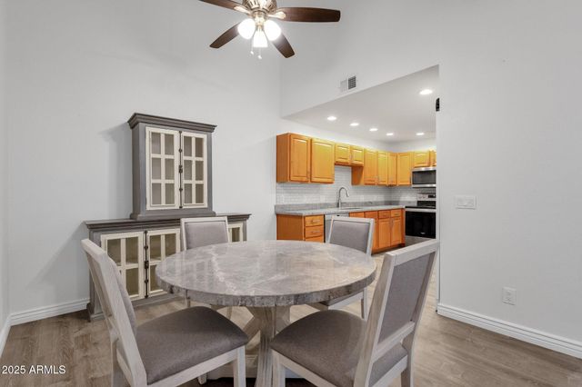 13636 N HAMILTON Drive 101, Fountain Hills, AZ 85268