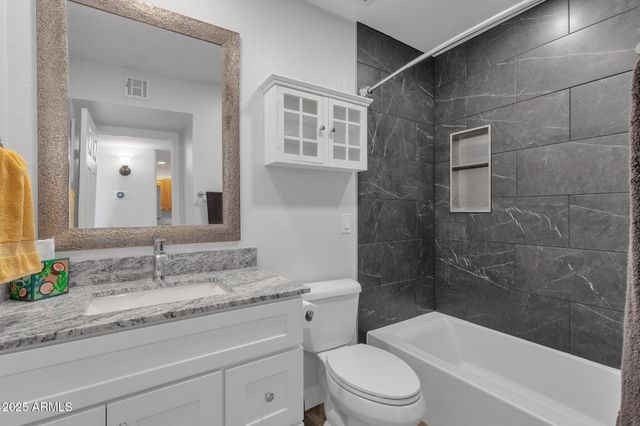 13636 N HAMILTON Drive 101, Fountain Hills, AZ 85268