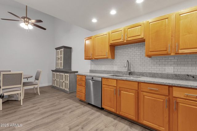 13636 N HAMILTON Drive 101, Fountain Hills, AZ 85268