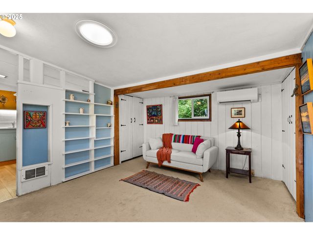 1933 E 28th Ave, Eugene, OR 97403