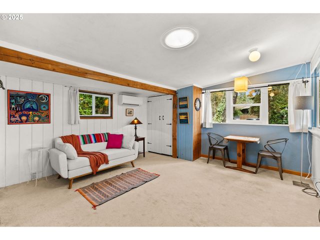 1933 E 28th Ave, Eugene, OR 97403