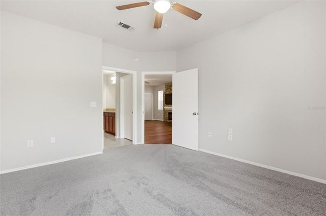 107 VISTA VERDI CIRCLE 213, Lake Mary, FL 32746