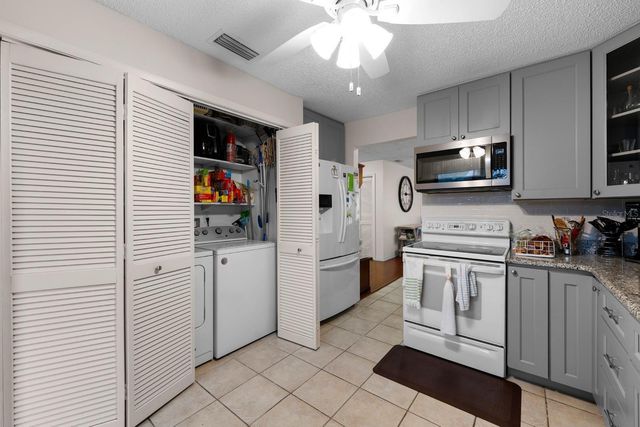 13006 WEDGEWOOD WAY B, Hudson, FL 34667