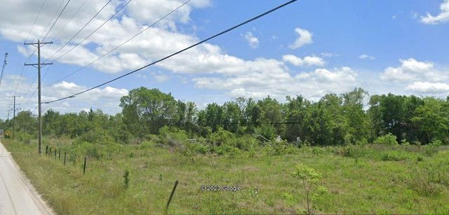 1419 Sawmill Road, Dayton, TX 77535