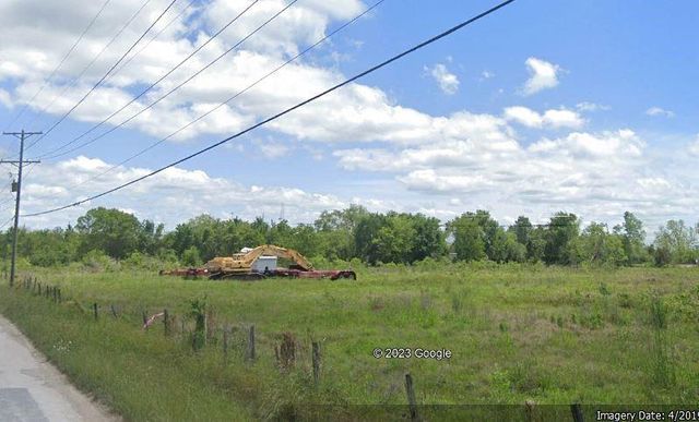 1419 Sawmill Road, Dayton, TX 77535