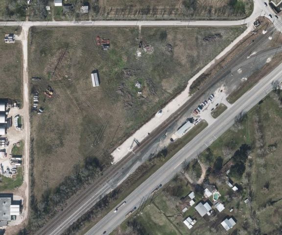 1419 Sawmill Road, Dayton, TX 77535