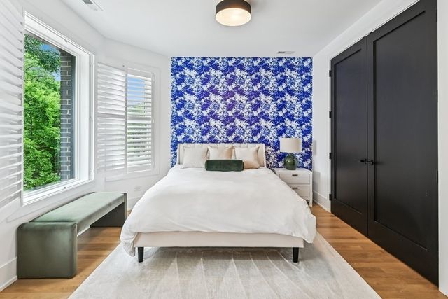 2708 N Albany Avenue, Chicago, IL 60647