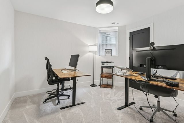 2708 N Albany Avenue, Chicago, IL 60647