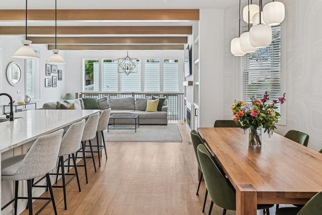 2708 N Albany Avenue, Chicago, IL 60647