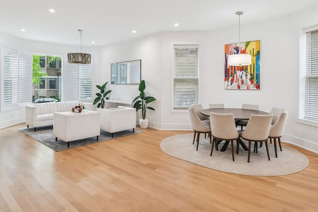 2708 N Albany Avenue, Chicago, IL 60647