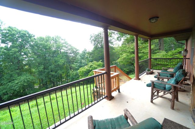 2101 W Governor John Sevier Highway, Knoxville, TN 37920