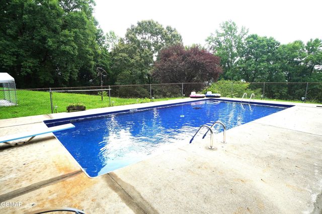 2101 W Governor John Sevier Highway, Knoxville, TN 37920