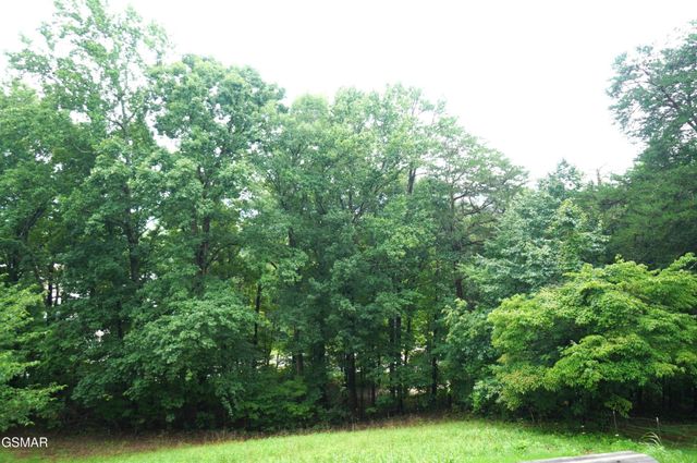 2101 W Governor John Sevier Highway, Knoxville, TN 37920