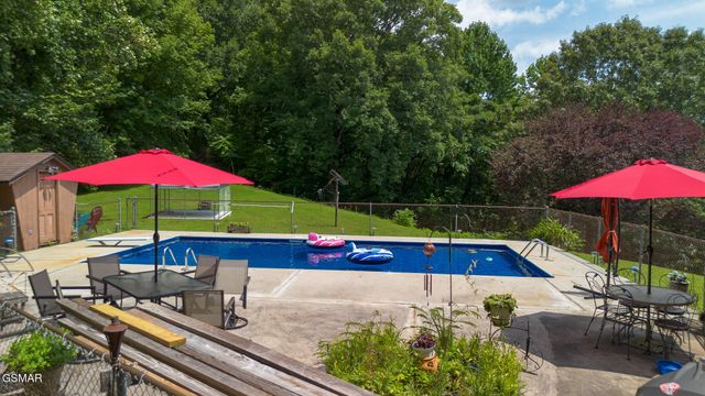 2101 W Governor John Sevier Highway, Knoxville, TN 37920