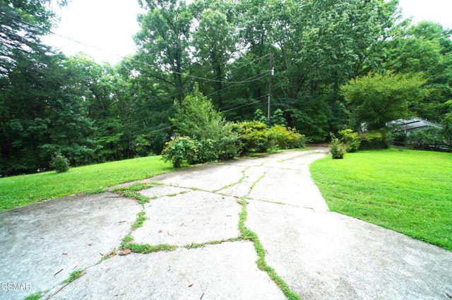 2101 W Governor John Sevier Highway, Knoxville, TN 37920