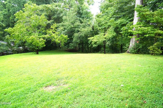 2101 W Governor John Sevier Highway, Knoxville, TN 37920