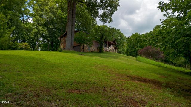 2101 W Governor John Sevier Highway, Knoxville, TN 37920