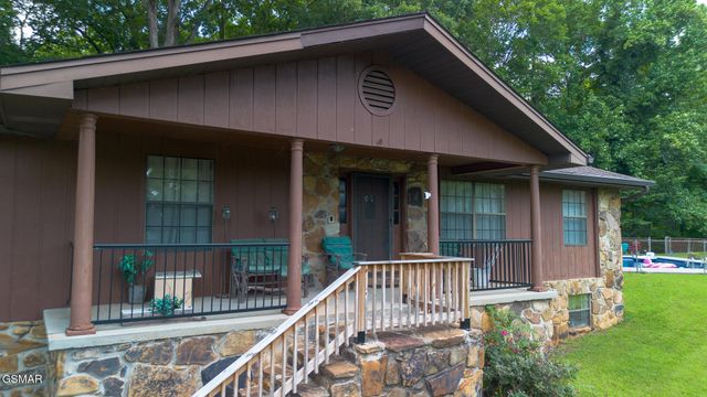 2101 W Governor John Sevier Highway, Knoxville, TN 37920