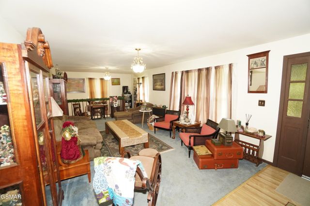 2101 W Governor John Sevier Highway, Knoxville, TN 37920